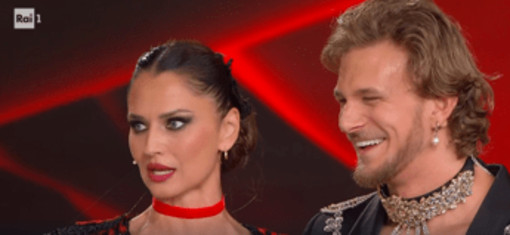 Ballando, Anna Safroncik: "Se mi piace Leonardo? Non mi corteggia". Poi, il giudizio (negativo) di Carolyn Smith