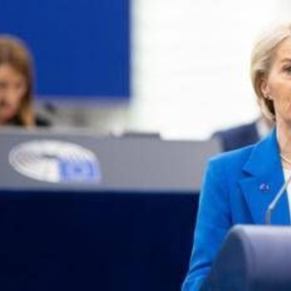 L'avvertimento di von der Leyen: "Contro Ue guerra ibrida, rispondere a minaccia russa" L'avvertimento di von der Leyen: "Contro Ue guerra ibrida, rispondere a minaccia russa"