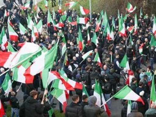 Remigrazione, alla Camera presentazione raccolta firme pdl. Pd: "Fontana impedisca conferenza neofascisti"