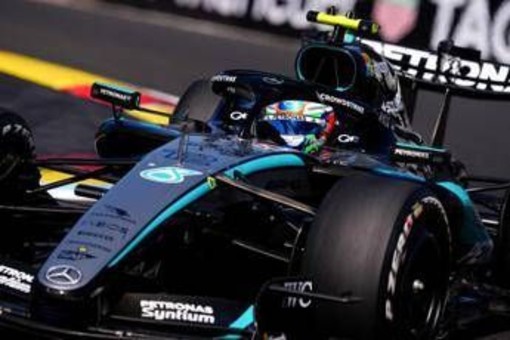 Gp Baku, Russell vince e accorcia su Antonelli nel Mondiale: ordine di arrivo e classifica aggiornata Gp Baku, Russell vince e accorcia su Antonelli nel Mondiale: ordine di arrivo e classifica aggiornata