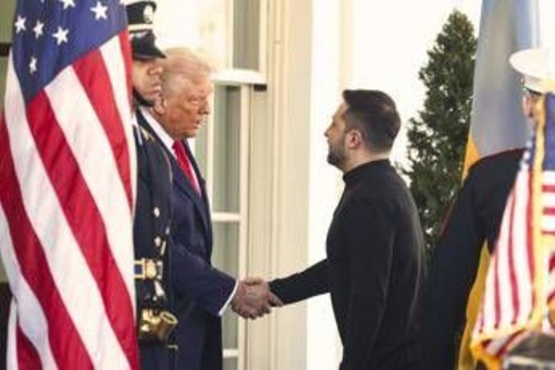 Ucraina, droni per Trump. Delegazione Kiev a Washington per definire accordo Ucraina, droni per Trump. Delegazione Kiev a Washington per definire accordo