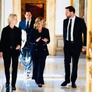 Usa-Ue, Meloni porta Vance e von der Leyen al tavolo: &quot;Passo avanti per unità Occidente&quot;