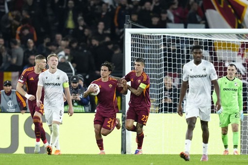 Non basta Dybala, all’Olimpico il Viktoria Plzen batte 2-1 la Roma Non basta Dybala, all’Olimpico il Viktoria Plzen batte 2-1 la Roma