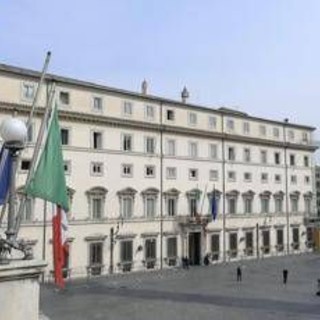 Espulsioni più facili e 'modello Caivano' su base nazionale, governo lavora a nuovo pacchetto sicurezza Espulsioni più facili e 'modello Caivano' su base nazionale, governo lavora a nuovo pacchetto sicurezza