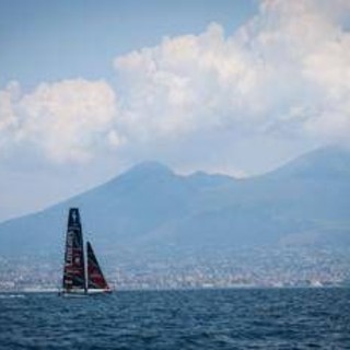 Napoli alza il sipario sull'America's Cup, al via le Regate Preliminari nel Golfo