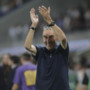 Sarri sfida il suo passato “Juve capitolo chiuso, per l’Atalanta match duro” Sarri sfida il suo passato “Juve capitolo chiuso, per l’Atalanta match duro”