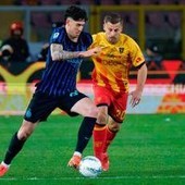 Bastoni travolto dai fischi, il 'castigo' in Lecce-Inter per caso Kalulu Bastoni travolto dai fischi, il 'castigo' in Lecce-Inter per caso Kalulu