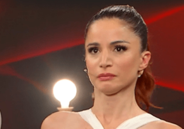 Ballando, Delogu in lacrime per la morte del fratello: "Mia vita finita quel giorno" Ballando, Delogu in lacrime per la morte del fratello: "Mia vita finita quel giorno"