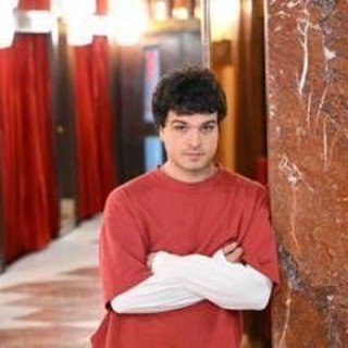 Sanremo 2026, Leo Gassmann chi è: gli esordi, il vero cognome, il gesto eroico