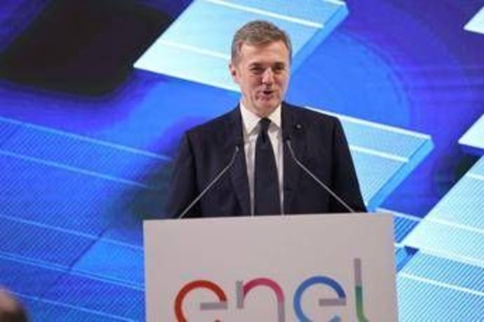 Ponte sullo Stretto, Flavio Cattaneo: &quot;Urgente e indispensabile investire, ricaduta molto positiva&quot;