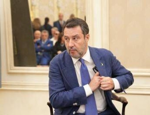 Manovra, Salvini. "E' buona ma può essere migliorata. Emendamenti Lega per allargare platea rottamazione" Manovra, Salvini. "E' buona ma può essere migliorata. Emendamenti Lega per allargare platea rottamazione"