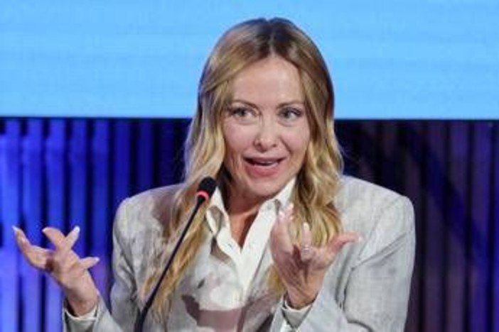 Energia, Meloni: "Stanziati oltre 60 miliardi per proteggere gli italiani dai rincari, servono risposte strutturali" Energia, Meloni: "Stanziati oltre 60 miliardi per proteggere gli italiani dai rincari, servono risposte strutturali"