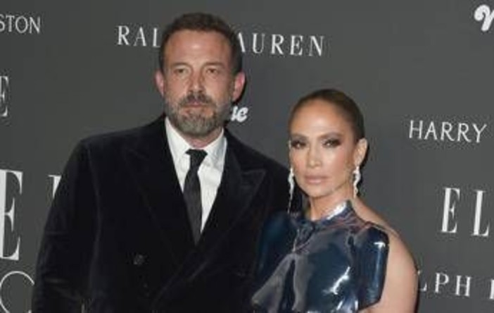 Ben Affleck e Jennifer Lopez di nuovo insieme… ma solo per una sera Ben Affleck e Jennifer Lopez di nuovo insieme… ma solo per una sera