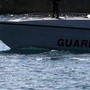 Bimba si tuffa da catamarano e si ferisce alla testa, salvata nelle acque davanti a Palmarola
