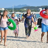 Cina, il turismo contribuisce per oltre un terzo al Pil di Hainan Cina, il turismo contribuisce per oltre un terzo al Pil di Hainan