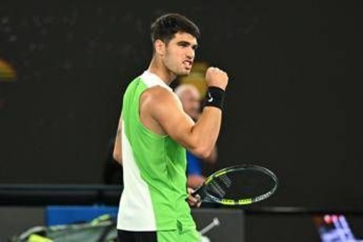 Alcaraz fatica, ma batte Hanfmann e vola al terzo turno degli Australian Open Alcaraz fatica, ma batte Hanfmann e vola al terzo turno degli Australian Open
