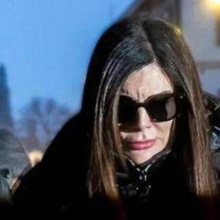 Strage di Crans Montana, Jessica Moretti chiede l'indennità di infortunio Strage di Crans Montana, Jessica Moretti chiede l'indennità di infortunio