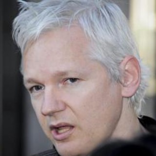 Assange, Amnesty: &quot;Tentativo Usa di processarlo mette in pericolo libertà di stampa&quot;