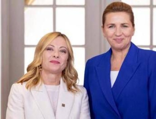 Meloni e la premier danese Frederiksen: "Unite per difendere Europa, no a immigrazione incontrollata"