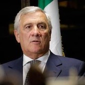 Russia e guerra ibrida, Tajani: "Italia non è al riparo dalle minacce". L'allarme sulle elezioni: "Rischio condizionamenti" Russia e guerra ibrida, Tajani: "Italia non è al riparo dalle minacce". L'allarme sulle elezioni: "Rischio condizionamenti"