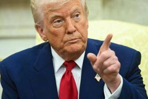 Trump avverte: &quot;Nessuno si salva da dazi americani&quot;