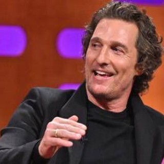 Matthew McConaughey brevetta la sua immagine contro Ia selvaggia Matthew McConaughey brevetta la sua immagine contro Ia selvaggia