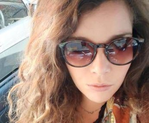 Inviata 'Fuori dal coro' aggredita a Treviso durante servizio su baby gang Inviata 'Fuori dal coro' aggredita a Treviso durante servizio su baby gang