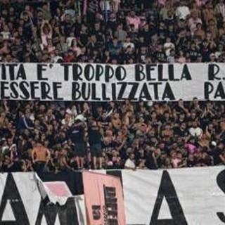 Suicidio 14enne a Latina, l'ufficio scolastico: "Nessuna conclusione disciplinare anticipata" Suicidio 14enne a Latina, l'ufficio scolastico: "Nessuna conclusione disciplinare anticipata"