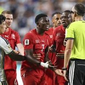 Argentina-Svizzera 3-1, caos e polemiche per l'espulsione di Embolo: perché il Var è intervenuto