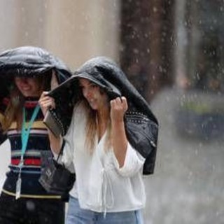 Stop al caldo africano, violenti temporali e temperature giù di 10°C