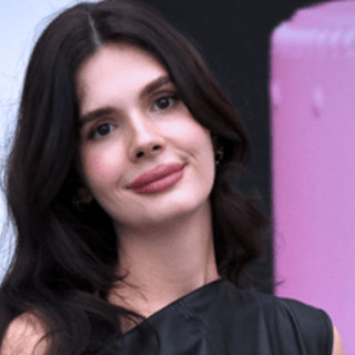 Evelina Sgarbi a Verissimo: &quot;Preoccupata per la vita di mio padre. Denuncerò per maltrattamenti&quot;