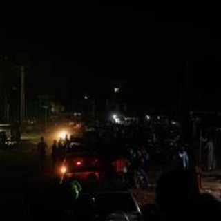 Mali sotto assedio jihadista, Usa e Gb ritirano personale ambasciata