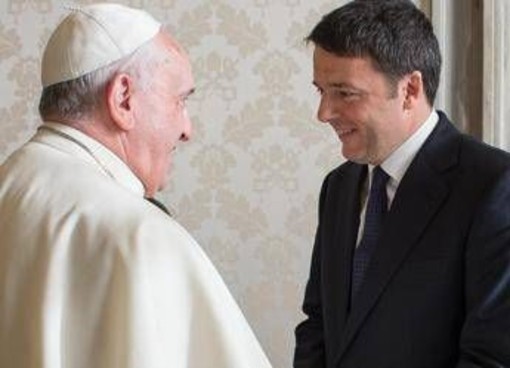 Papa Francesco, Renzi e il racconto degli incontri segreti: &quot;Le uscite in incognito e quel biglietto&quot;