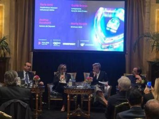 Privacy&data protection, 7 italiani su 10 vogliono 'dati in buone mani' Privacy&data protection, 7 italiani su 10 vogliono 'dati in buone mani'