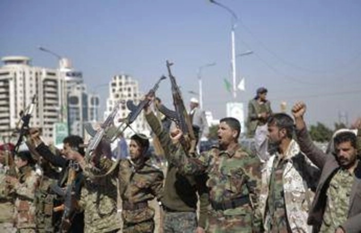 Houthi a Trump: &quot;Aggressione Usa non intaccherà le nostre capacità&quot;