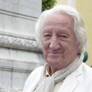 Addio a Forattini, il ricordo dei politici. Bertinotti: "Craxi con stivali alla Mussolini e Berlinguer in vestaglia nella storia" Addio a Forattini, il ricordo dei politici. Bertinotti: "Craxi con stivali alla Mussolini e Berlinguer in vestaglia nella storia"