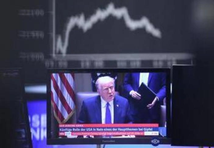 Dazi Usa, da oggi ondata di nuove tariffe: giù le borse asiatiche