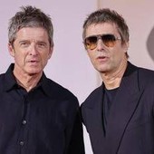 Oasis in tour, la guerra dei biglietti e i messaggi di Liam Gallagher: "Buona fortuna. Siate gentili e non cattivi" Oasis in tour, la guerra dei biglietti e i messaggi di Liam Gallagher: "Buona fortuna. Siate gentili e non cattivi"