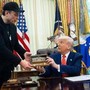Trump contro Musk, di chi è la colpa? Grok accusa 'papà Elon'
