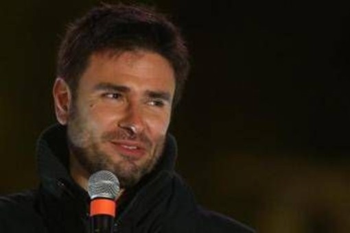 Alessandro Di Battista, come sta dopo l’operazione: è sedato e in terapia intensiva