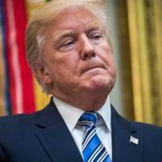 Trump: "Iran ha abbattuto nostro elicottero, Usa risponderanno"
