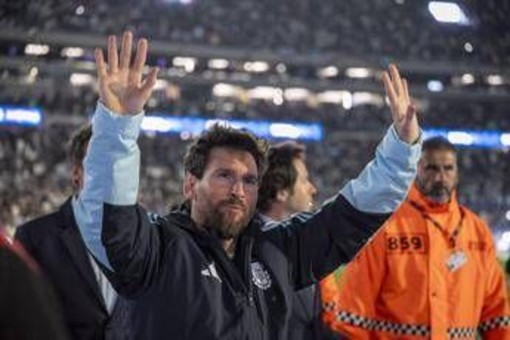 Messi, lacrime e gol nell'ultima partita con l'Argentina: "Non tornare più sarà grande dolore"