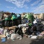Raccolta differenziata, dalle scarpe allo spazzolino elettrico: errori più comuni