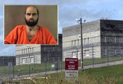 Usa, fucilazione autore strage di Fort Hood sarà pubblica e trasmessa in diretta Usa, fucilazione autore strage di Fort Hood sarà pubblica e trasmessa in diretta