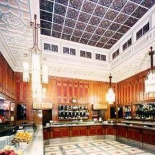 Il campo largo boccia il gelato alla buvette della Camera: "Pensiamo a problemi italiani" Il campo largo boccia il gelato alla buvette della Camera: "Pensiamo a problemi italiani"