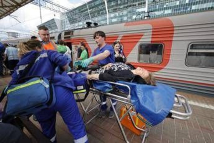 Russia, crollano due ponti ferroviari al confine con l'Ucraina: indagine per terrorismo