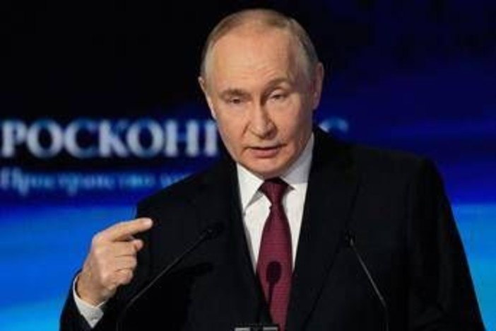 Putin avverte: &quot;La Russia risponderà ai test nucleari di Usa e altri Stati&quot;