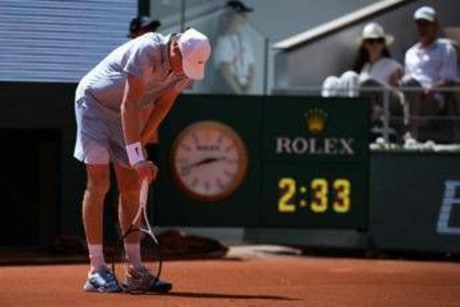 Sinner eliminato a Roland Garros, non allunga su Alcaraz: come cambia il ranking