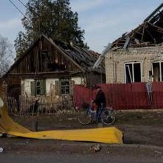 Ucraina, rinviati colloqui di pace tra ministri Esteri a Londra