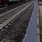 Operaio scivola sui binari, travolto e ucciso da treno a San Giorgio di Nogaro Operaio scivola sui binari, travolto e ucciso da treno a San Giorgio di Nogaro